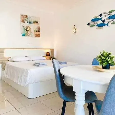 Rocha Studio بورتيماو